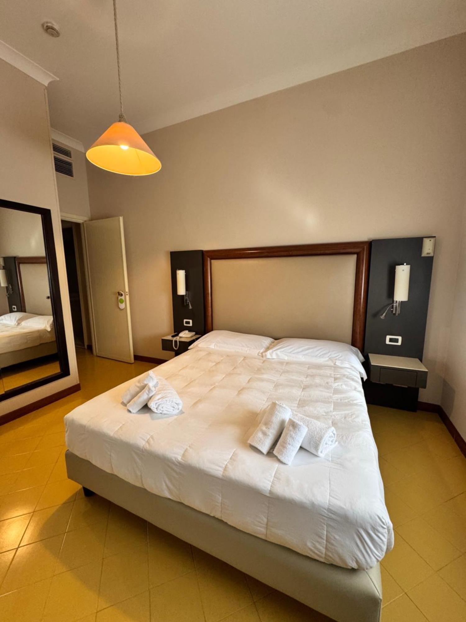 Grand Hotel Lamezia Lamezia Terme Εξωτερικό φωτογραφία