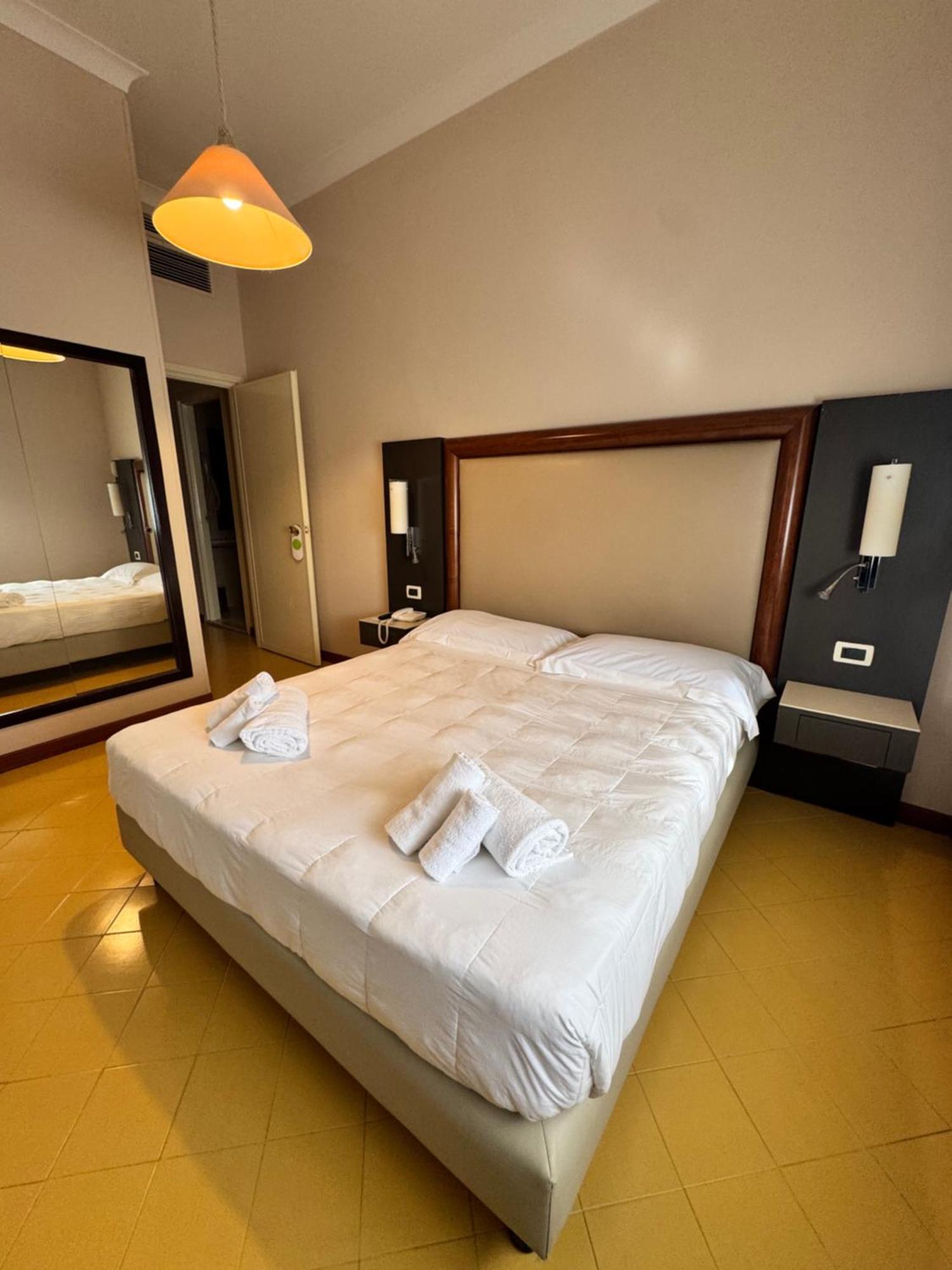 Grand Hotel Lamezia Lamezia Terme Εξωτερικό φωτογραφία
